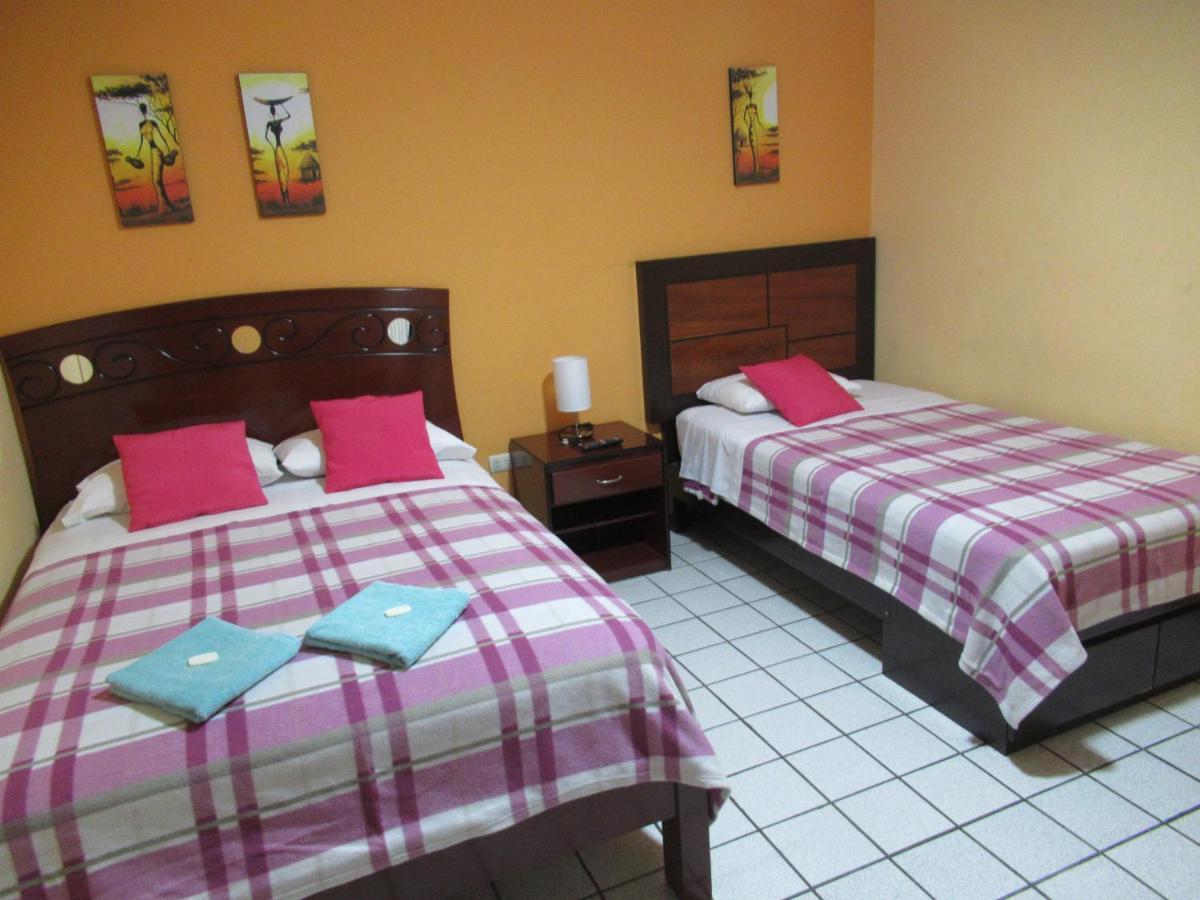 Kurmi Airport Hostel *